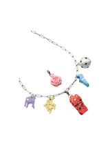 cadena en los dijes