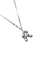 cadena letra cosmic water waterproof