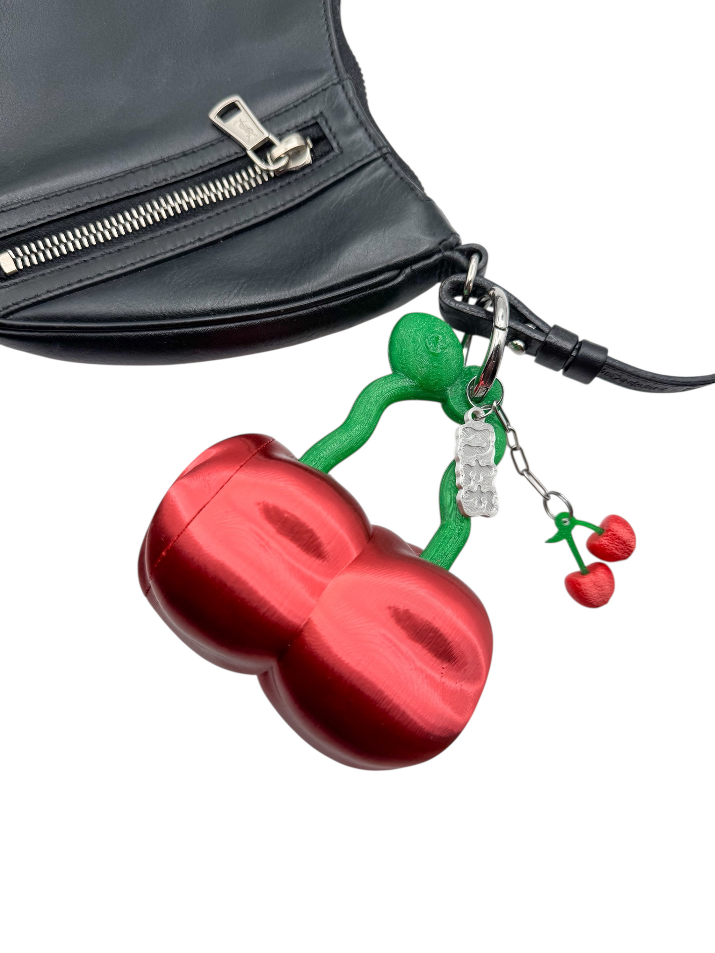 charm cosmic water cereza vino