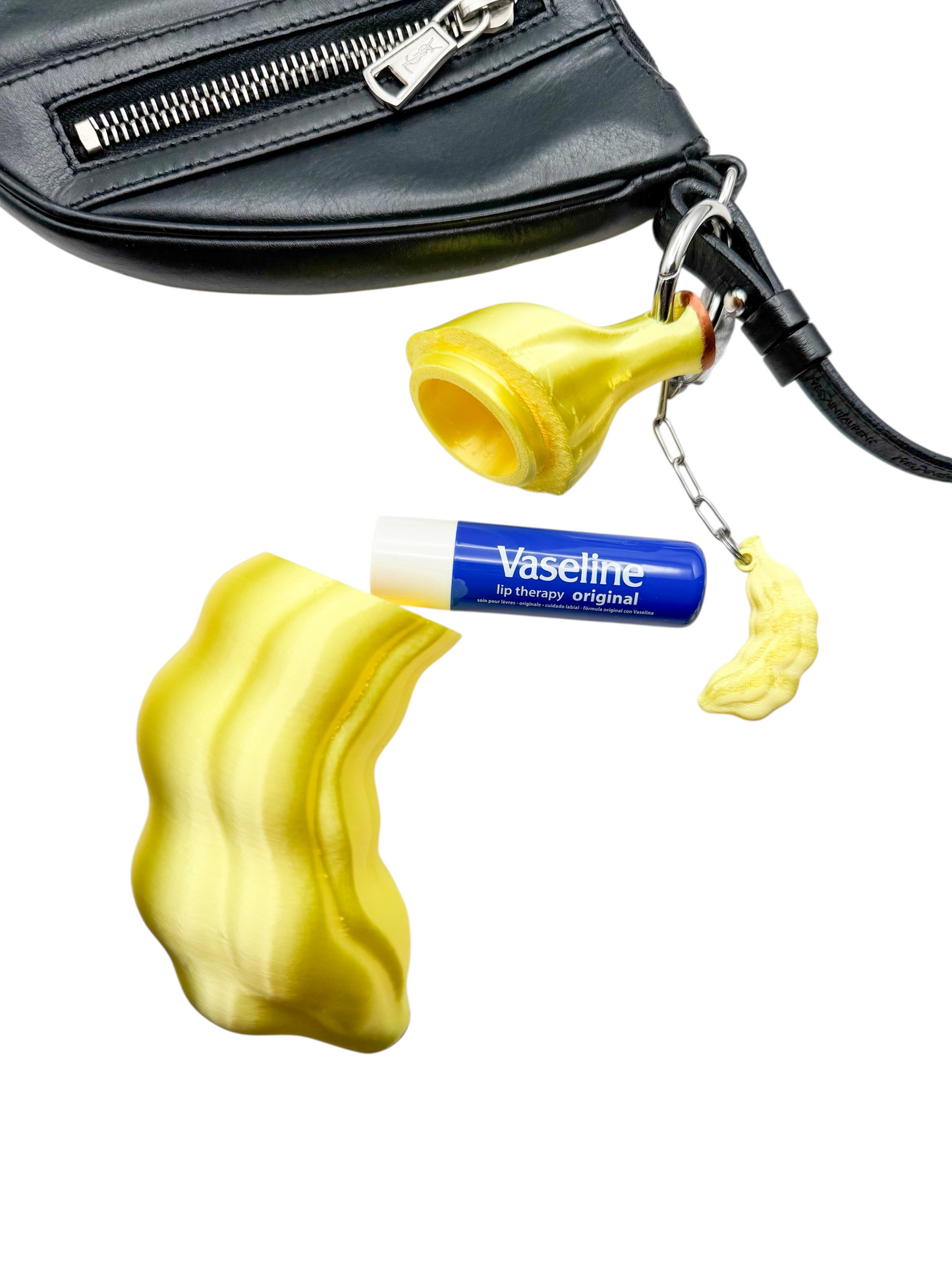 charm cosmic water banano amarillo